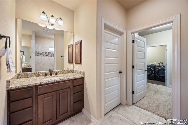 Listing photo id 20 for 3903 Brazos Bend