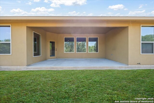 Listing photo id 29 for 3903 Brazos Bend