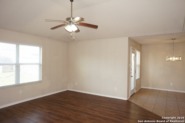 Image 19 of 35 For 7331 Tranquillo Way