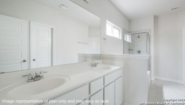 Image 15 of 54 For 14764 Pearl Flats