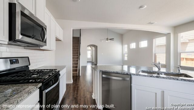 Image 7 of 54 For 14764 Pearl Flats