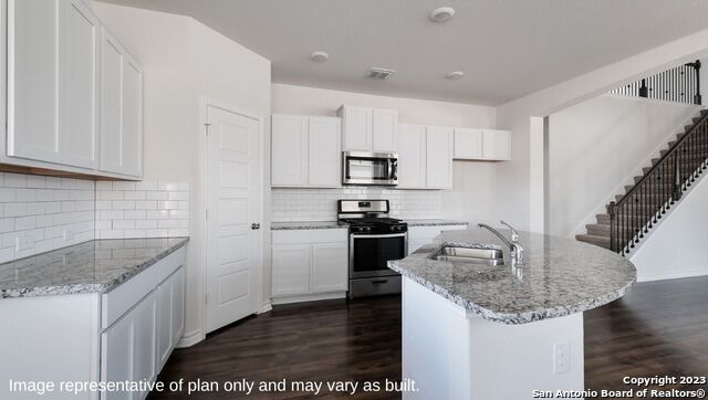 Image 8 of 54 For 14764 Pearl Flats