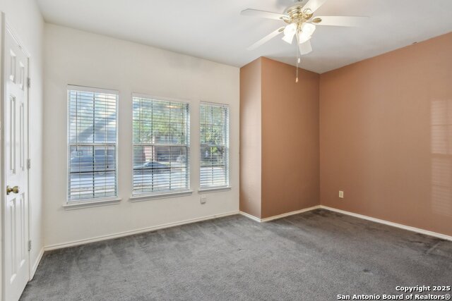Listing photo id 22 for 1532 Jasmine