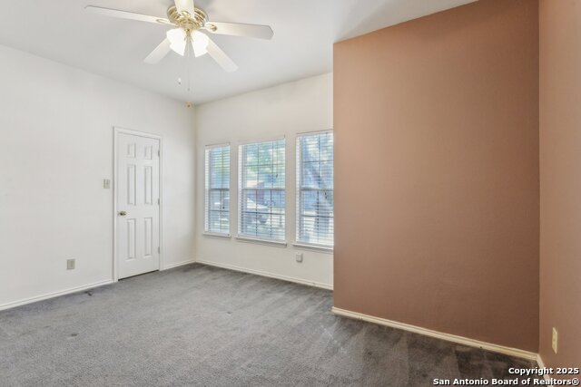 Listing photo id 23 for 1532 Jasmine