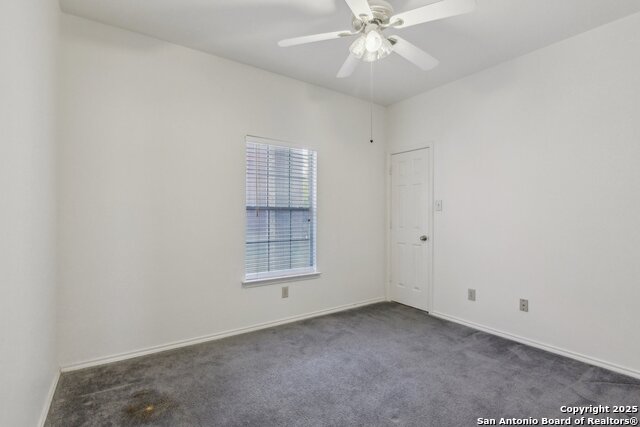 Listing photo id 25 for 1532 Jasmine