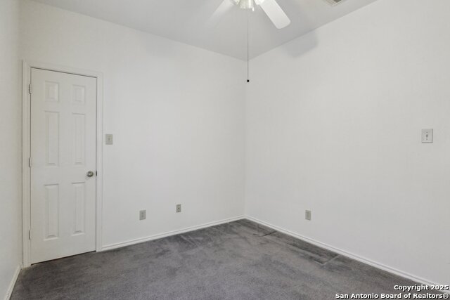 Listing photo id 26 for 1532 Jasmine