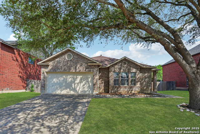 Listing photo id 1 for 1532 Jasmine