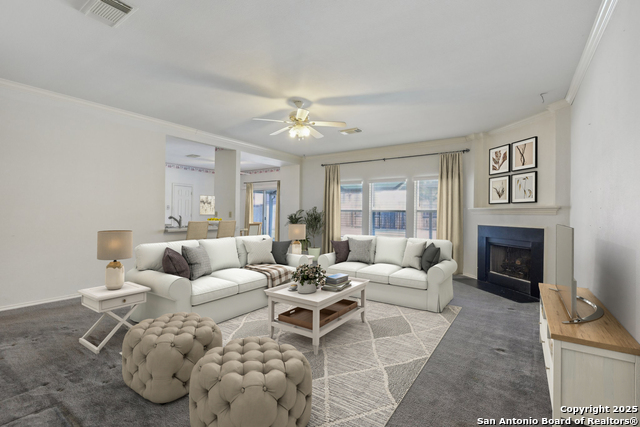 Listing photo id 3 for 1532 Jasmine