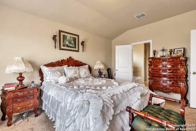 Image 18 of 25 For 8926 Double Oak
