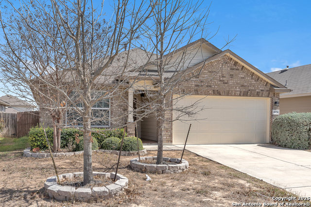 Image 3 of 25 For 8926 Double Oak