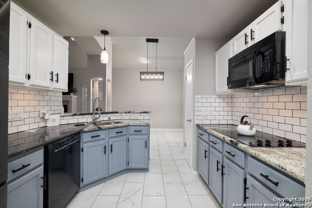 Listing photo id 13 for 7507 Silent Cloud