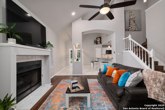 Listing photo id 5 for 7507 Silent Cloud