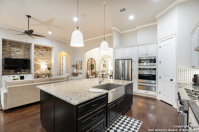 Image 13 of 41 For 28010 Vine Cliff