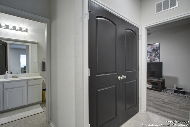 Image 16 of 26 For 6806 Prue Rd #13