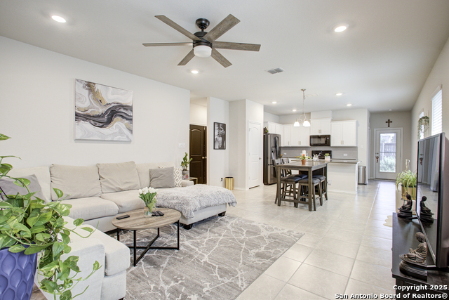 Image 7 of 26 For 6806 Prue Rd #13