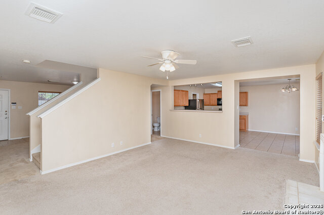 Listing photo id 8 for 649 San Augustine Blvd
