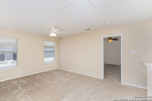 Listing photo id 10 for 649 San Augustine Blvd