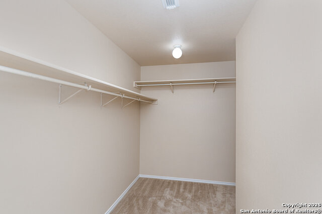 Listing photo id 14 for 649 San Augustine Blvd