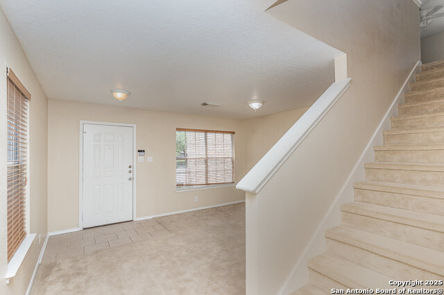 Listing photo id 0 for 649 San Augustine Blvd