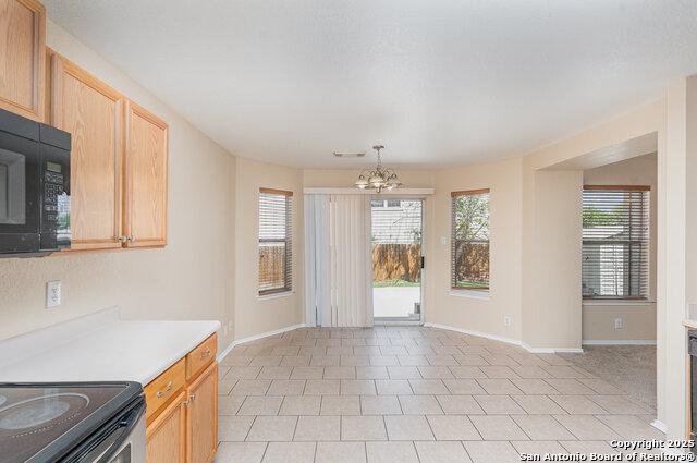 Listing photo id 6 for 649 San Augustine Blvd