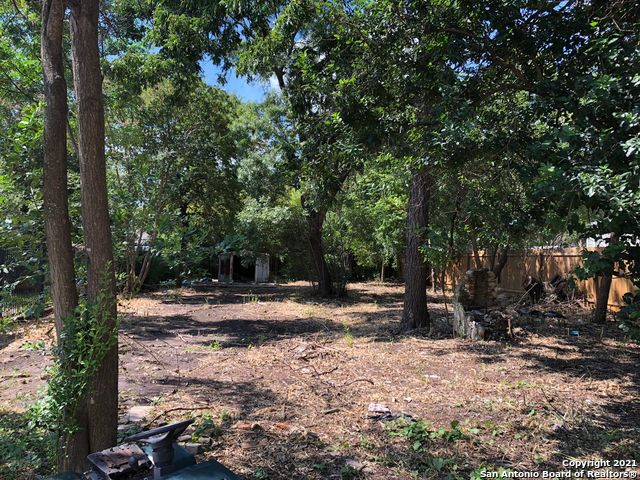 Image 7 of 9 For 516 Mulberry Ave E