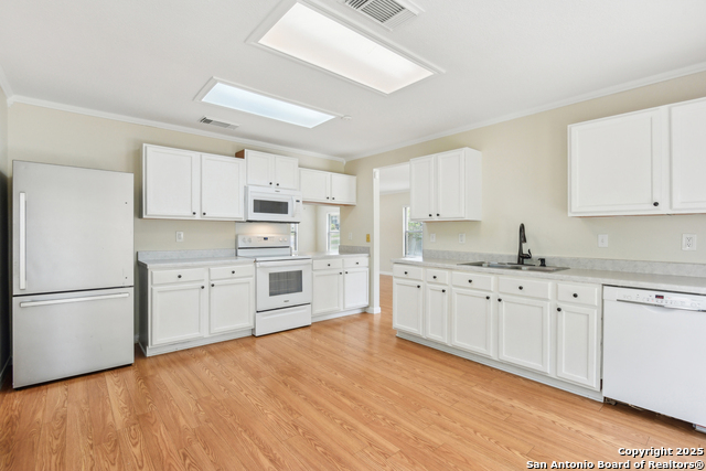 Image 10 of 41 For 8771 Park Olympia
