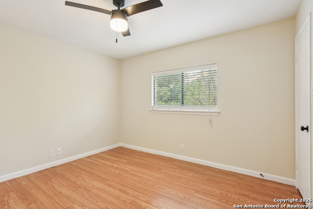 Image 17 of 41 For 8771 Park Olympia