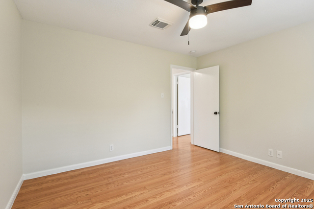 Image 18 of 41 For 8771 Park Olympia