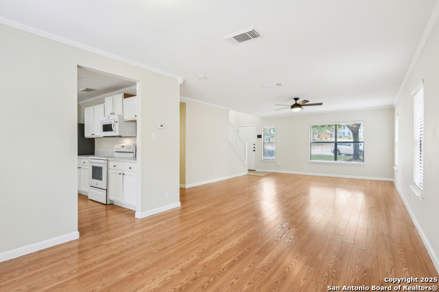 Image 7 of 41 For 8771 Park Olympia