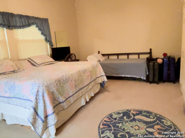 Listing photo id 10 for 25229 Bormann