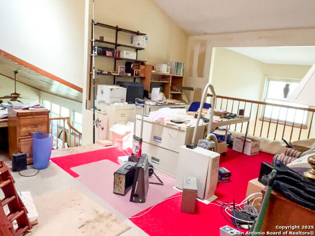 Listing photo id 19 for 25229 Bormann