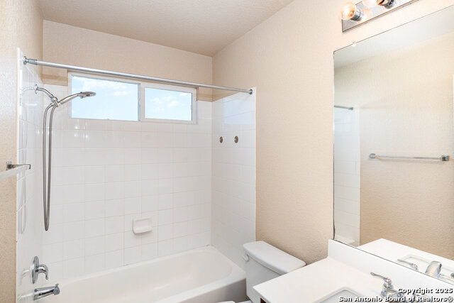 Image 12 of 13 For 1030 Lauren St