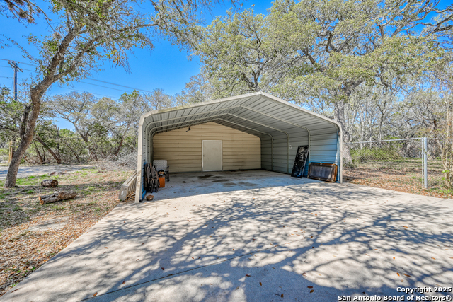 Image 31 of 34 For 21440 Fm 306