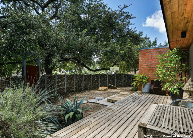 Image 2 of 10 For 605 Kendall  A & B