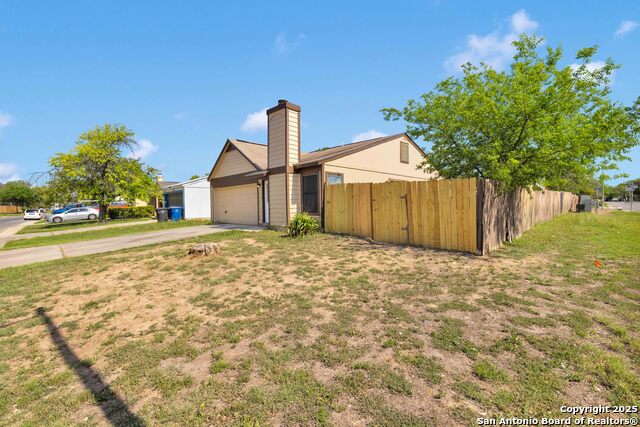 Image 3 of 17 For 9703 Village Briar