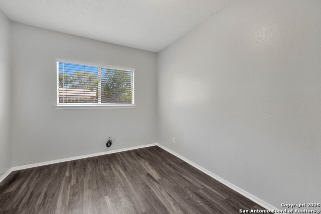 Image 9 of 17 For 9703 Village Briar