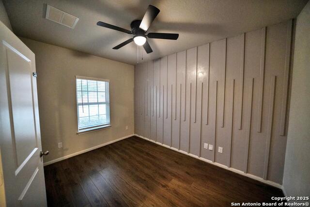 Image 4 of 50 For 4511 Lansdowne Way