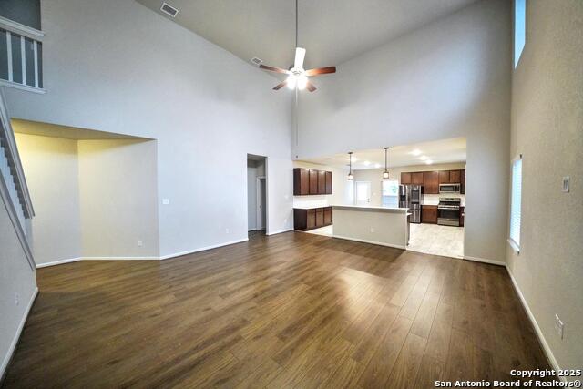 Image 9 of 50 For 4511 Lansdowne Way