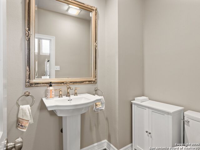 Image 17 of 48 For 26 Palace Place