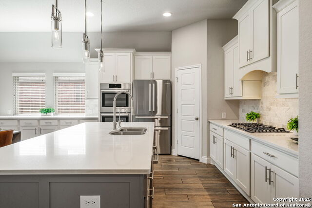 Image 10 of 38 For 9780 Innes Pl