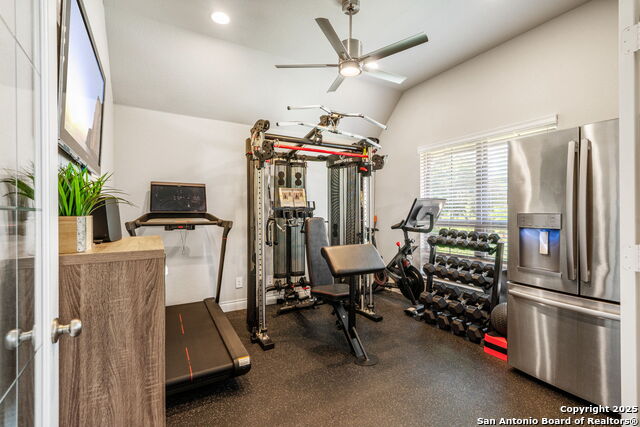 Image 15 of 38 For 9780 Innes Pl