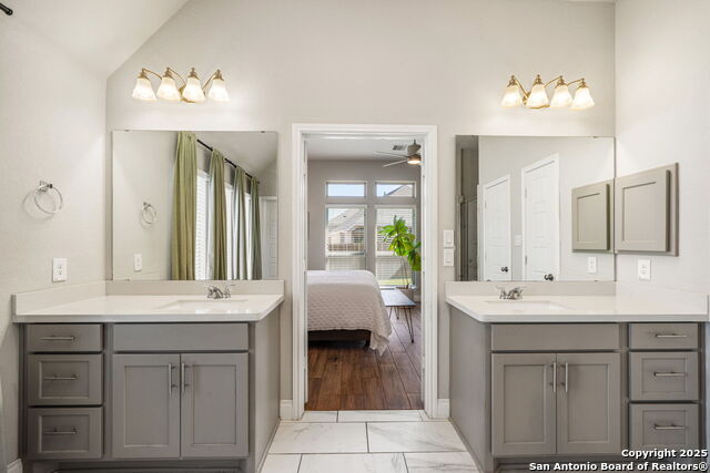 Image 19 of 38 For 9780 Innes Pl