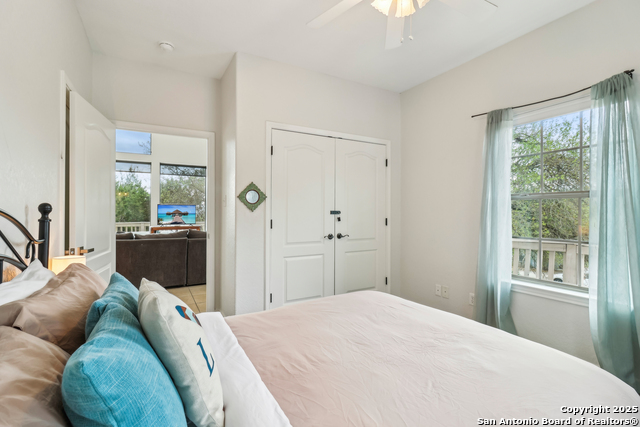 Image 17 of 40 For 208 Woodridge