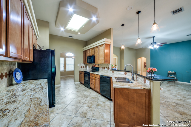 Image 12 of 35 For 1424 Kings Ranch