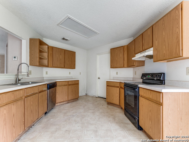 Image 11 of 32 For 4955 Brianna Pl