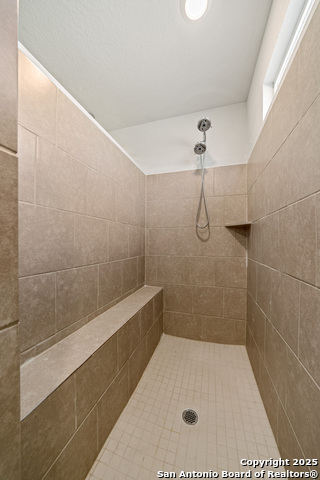 Image 21 of 32 For 13218 Thyme Way