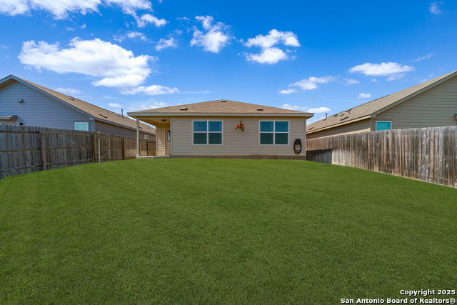 Image 29 of 32 For 13218 Thyme Way