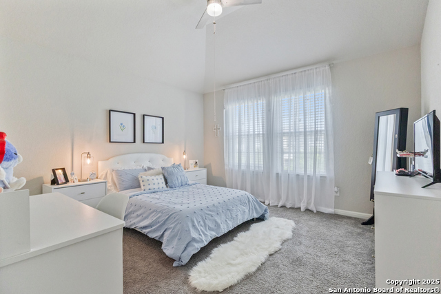 Listing photo id 17 for 13324 Romulus Way