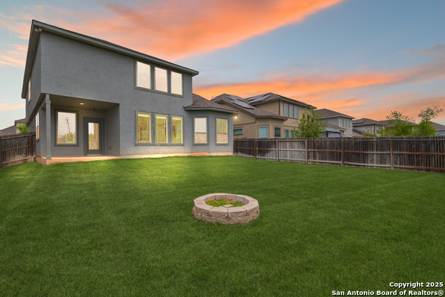 Listing photo id 21 for 13324 Romulus Way