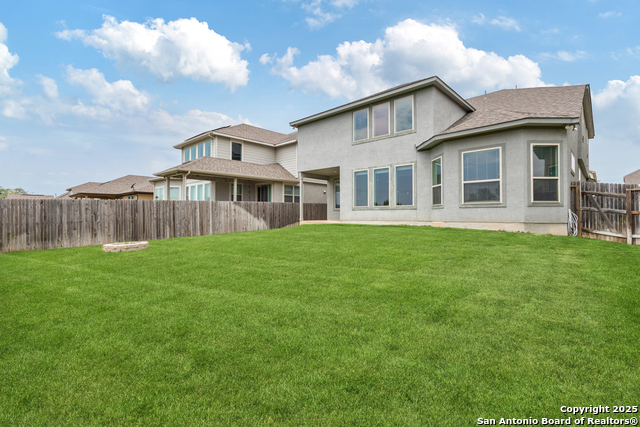 Listing photo id 27 for 13324 Romulus Way